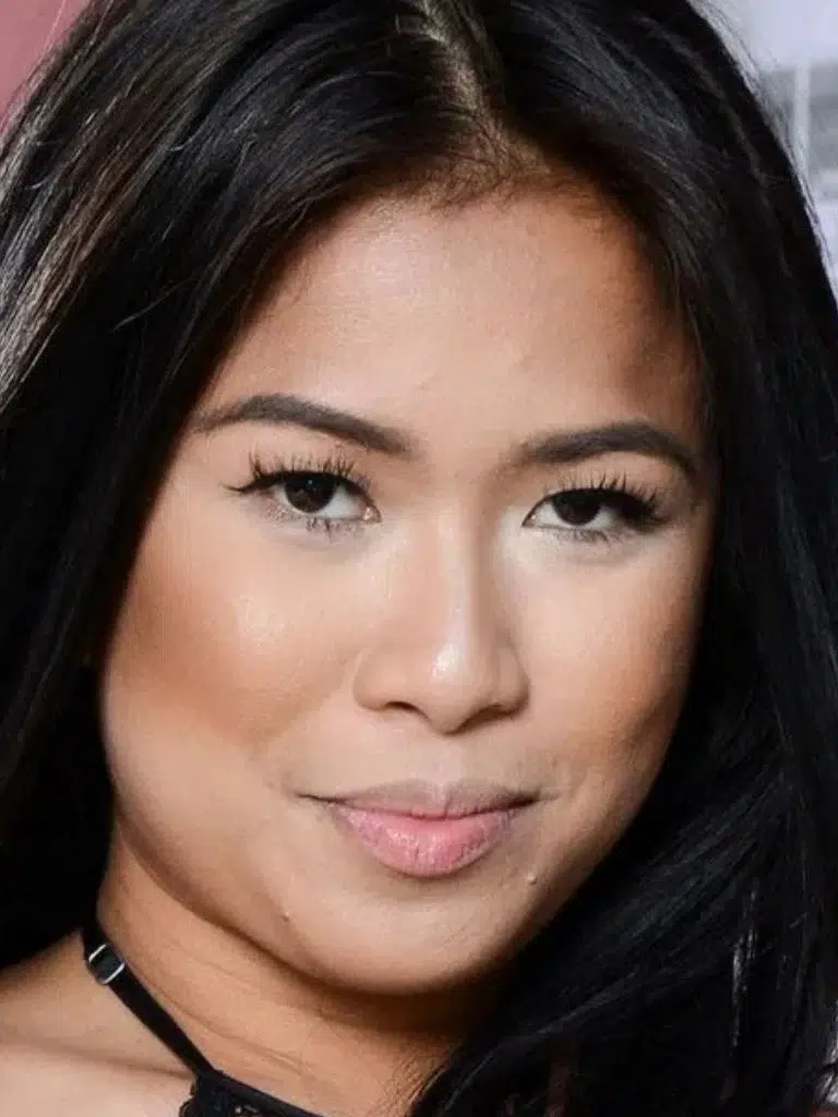 Maya Mona Biography: Wiki, Age, Career, Height, Weight, Boyfriend, Net Worth & More